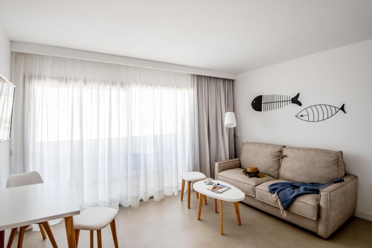 Apartamentos Top Secret Prestige Es Pujols - Formentera Vacaciones Bagian luar foto
